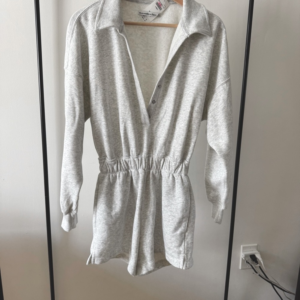 Abercrombie & Fitch Long Sleeve Sweatshirt Romper | Gray | XS | NWT
